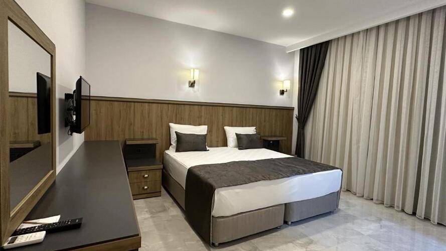 Quality Gold Suite Hotel