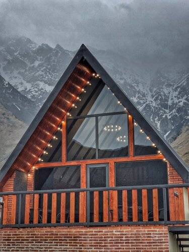 Апартаменты Kazbegi Hut Cottage