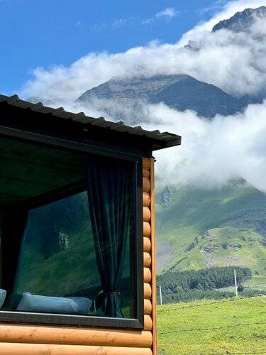 Шале Kazbegi Inn Cottages