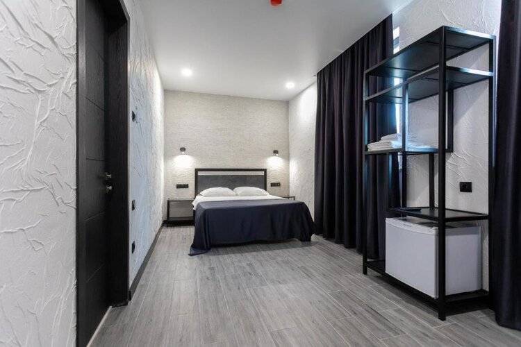 Hotel West Way