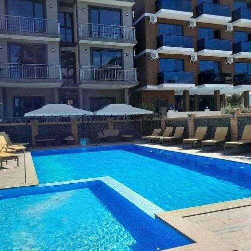 Iveri Beach