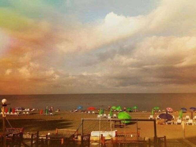 Iveri Beach