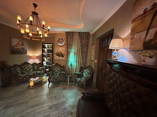Piano Hotel