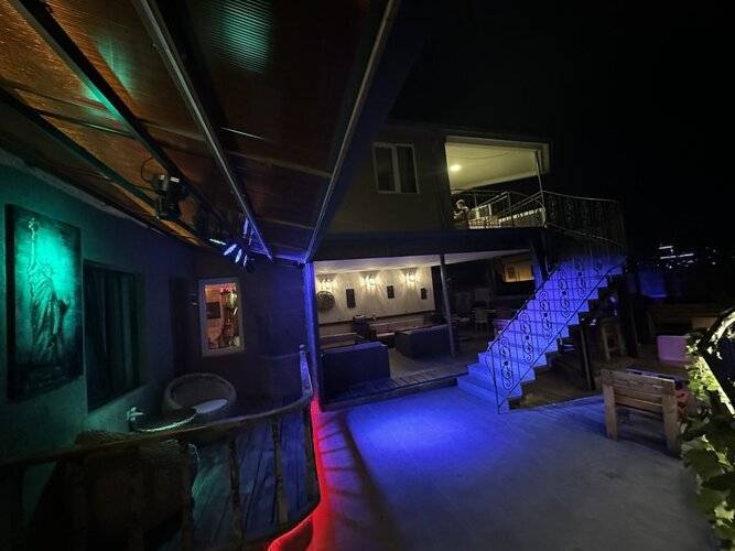 Piano Hotel