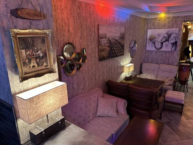 Piano Hotel