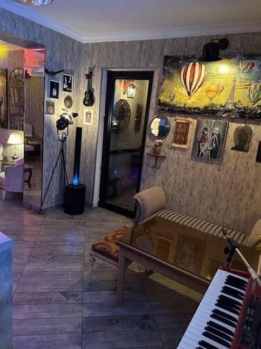 Piano Hotel