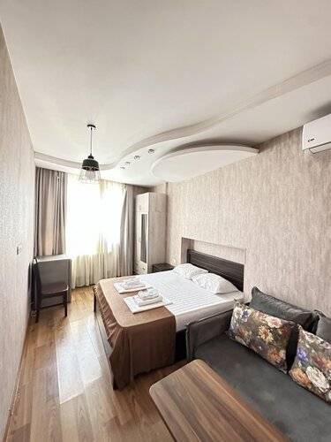Piano Hotel