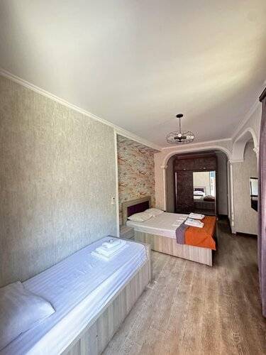 Piano Hotel