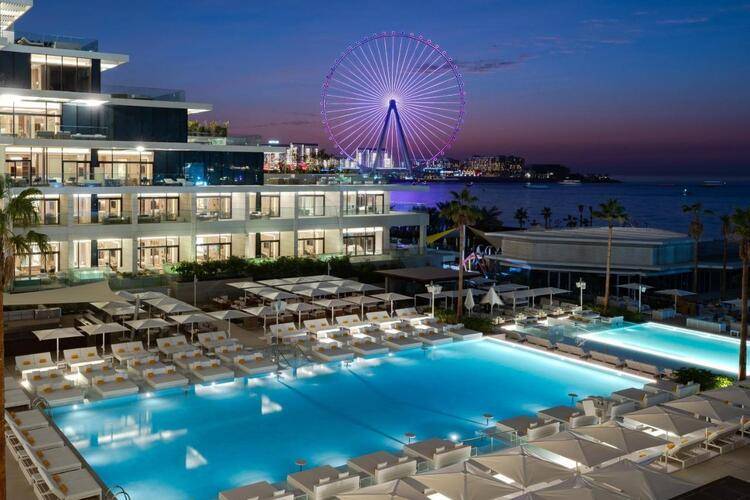Five Luxe Jbr