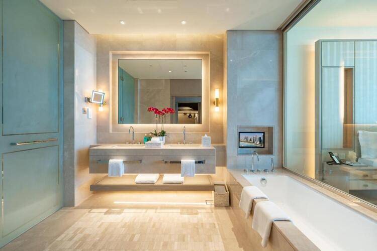 Five Luxe Jbr