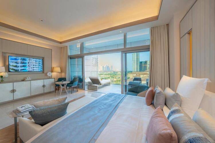 Five Luxe Jbr
