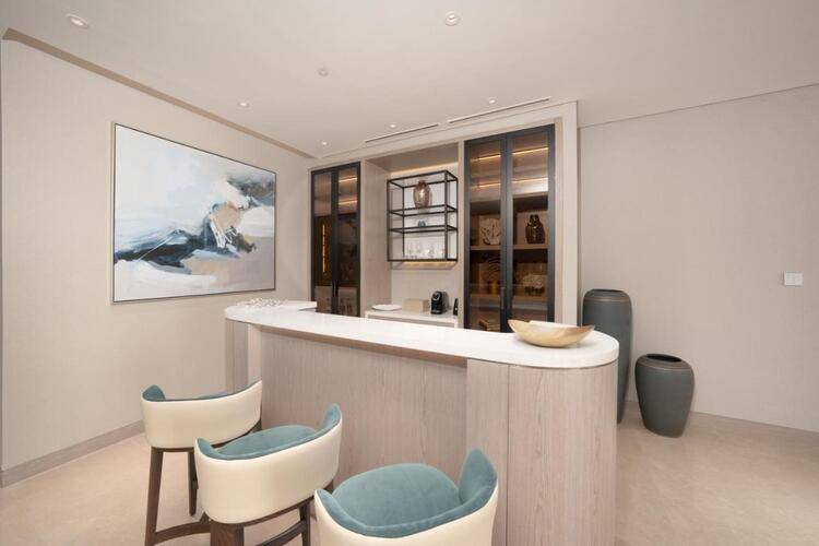 Five Luxe Jbr