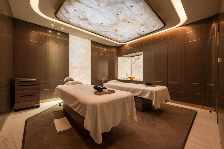 Five Luxe Jbr