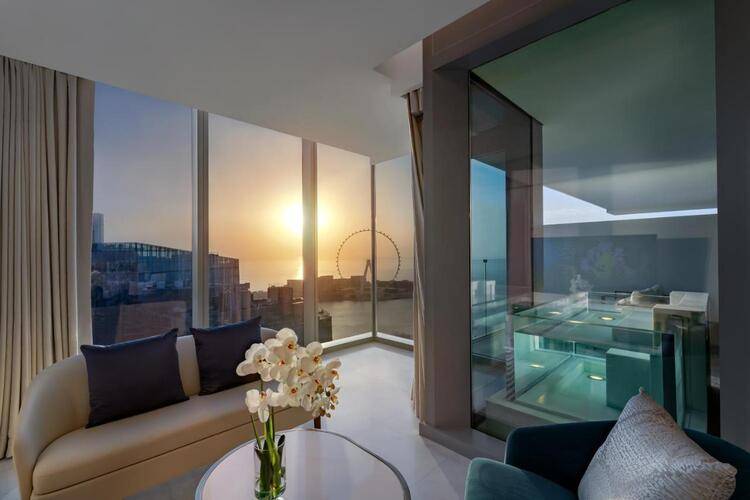 Five Luxe Jbr