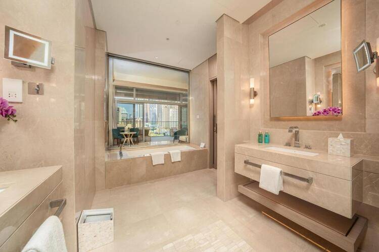 Five Luxe Jbr