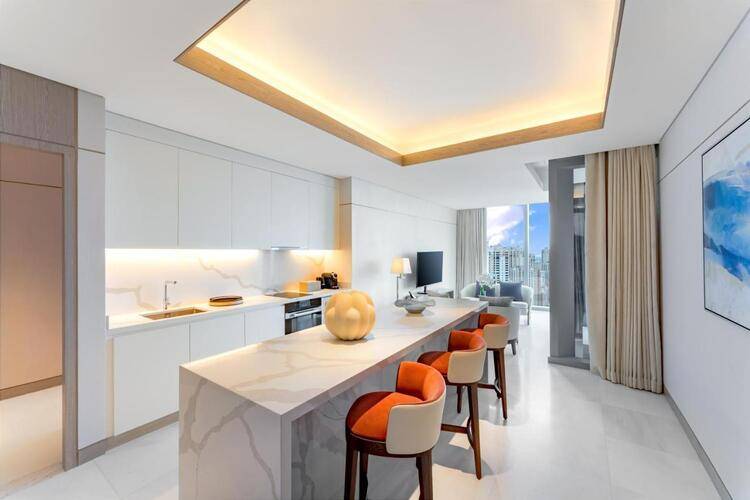 Five Luxe Jbr