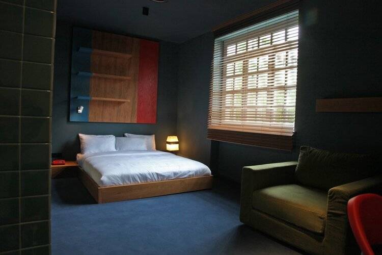 Blueberry Nights Hotel