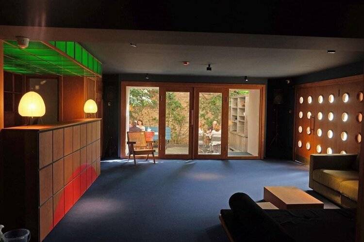 Blueberry Nights Hotel
