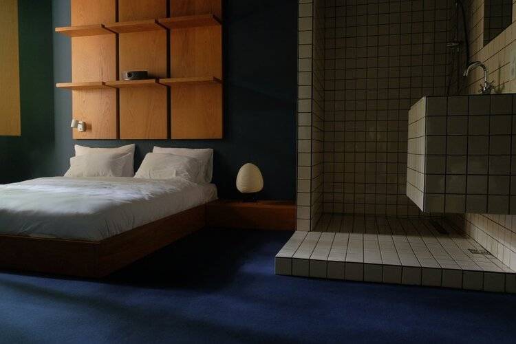 Blueberry Nights Hotel