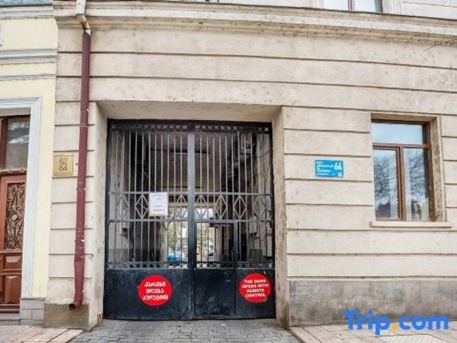 H&B Apartments Aghmashenebeli