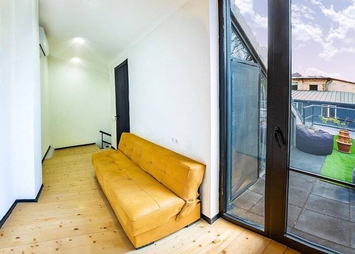 H&B Apartments Aghmashenebeli