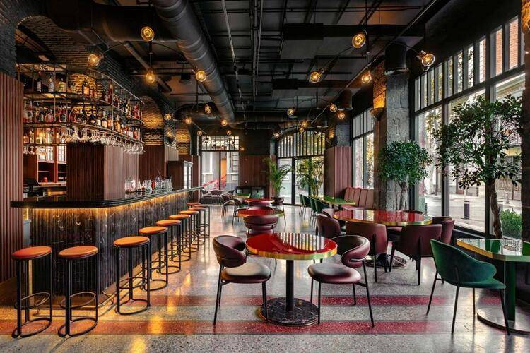 Radisson Red