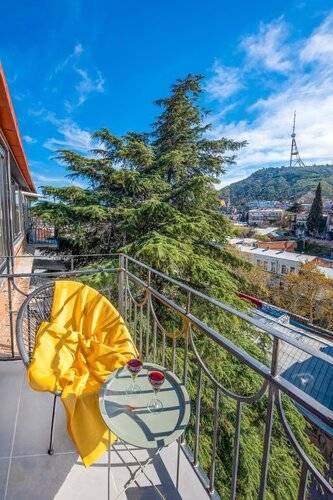 H&B Apartments Pier Kobakhidze
