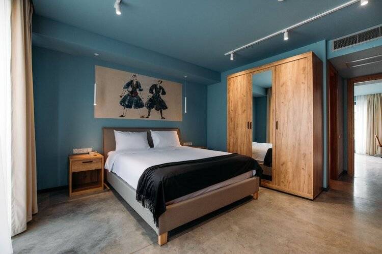 Urban Apartments 17 Executive Suits