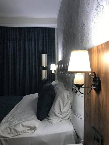 Fresh Wave Hotel