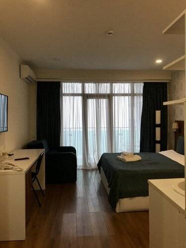 Fresh Wave Hotel