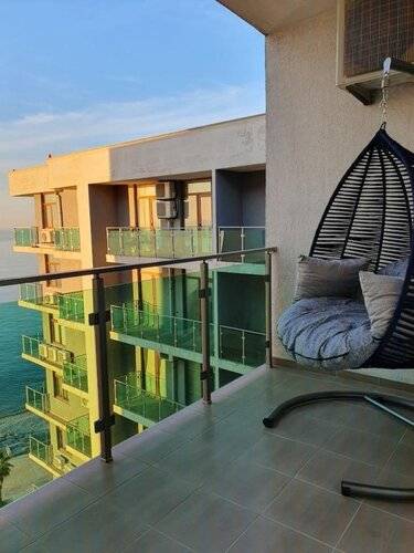 Fresh Wave Hotel