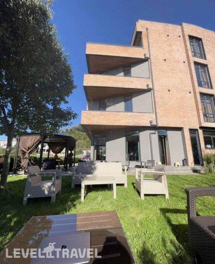 Отель Бутик-Отель 10inn — Батуми, Грузия