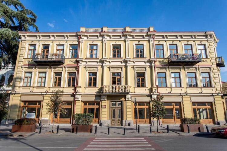 Апартаменты H&B President's Palace
