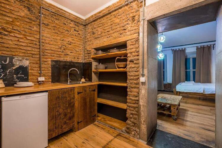 Апартаменты H&B Zurab Zhvania
