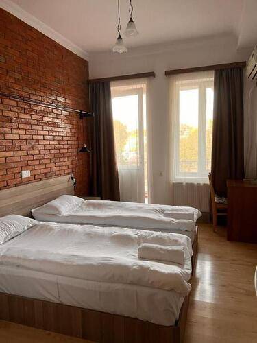 Tbil Inn