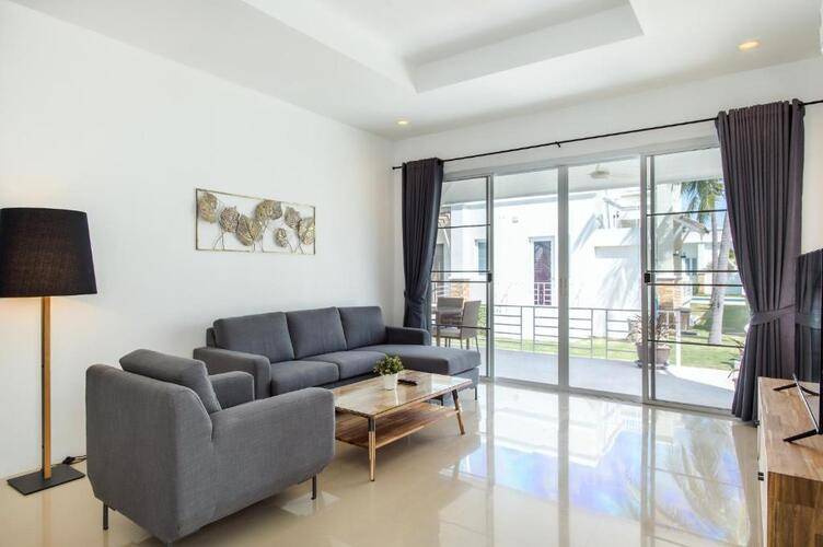 The Oriental Beach Pearl Resort