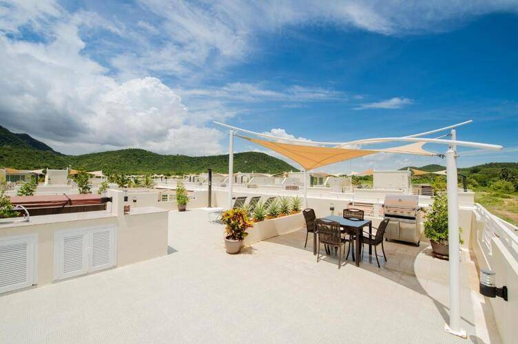 The Oriental Beach Pearl Resort