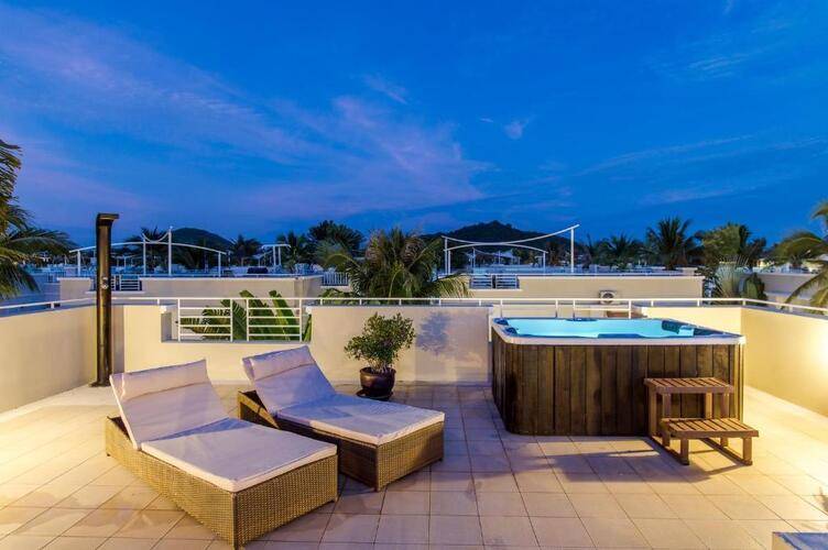 The Oriental Beach Pearl Resort