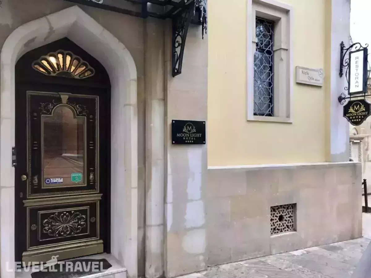 Отель Moon Light Old City