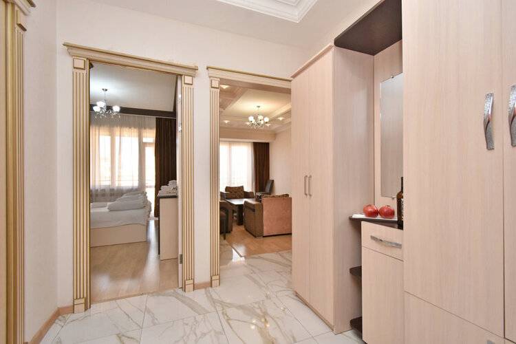 Апартаменты Rentinnyerevan 13 Pavstos Buzand Street