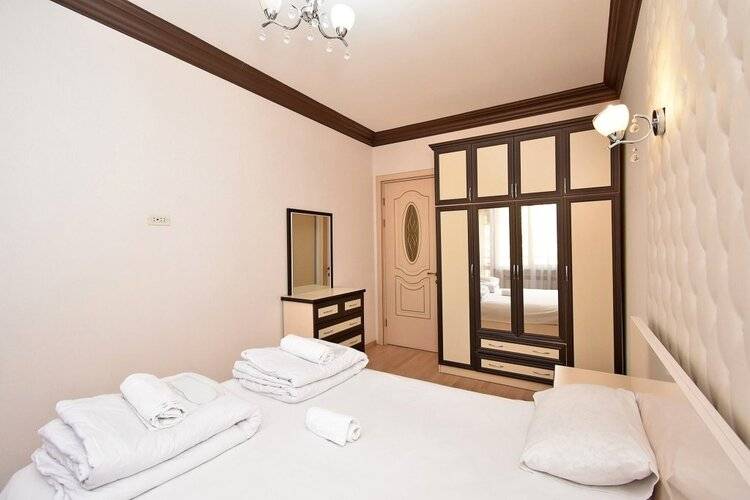 Апартаменты Rentinnyerevan 13 Pavstos Buzand Street