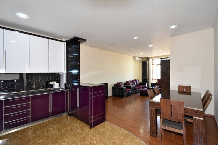 Апартаменты Rentinnyerevan 74 Aram Street Д74