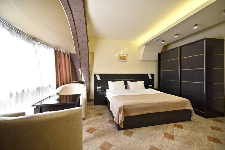Skyline Hotel Yerevan
