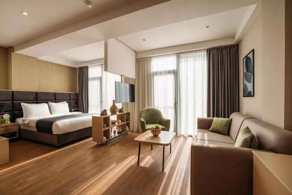 Hotel Monday
