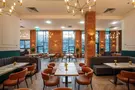 Hotel Monday