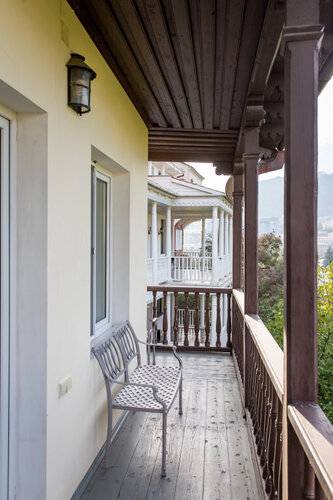H&B Apartments Akhvelediane Iii