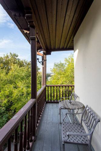 H&B Apartments Akhvelediane Iii