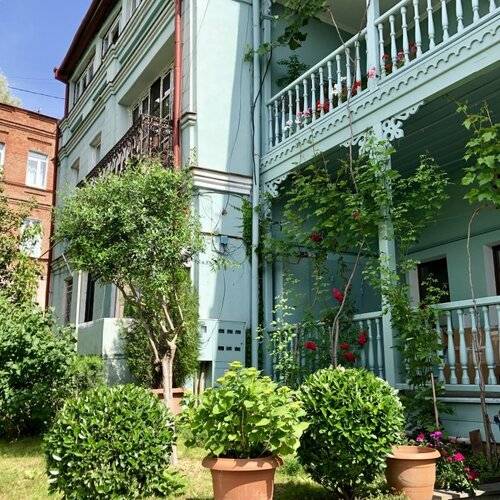 H&B Apartments Akhvelediane Iii