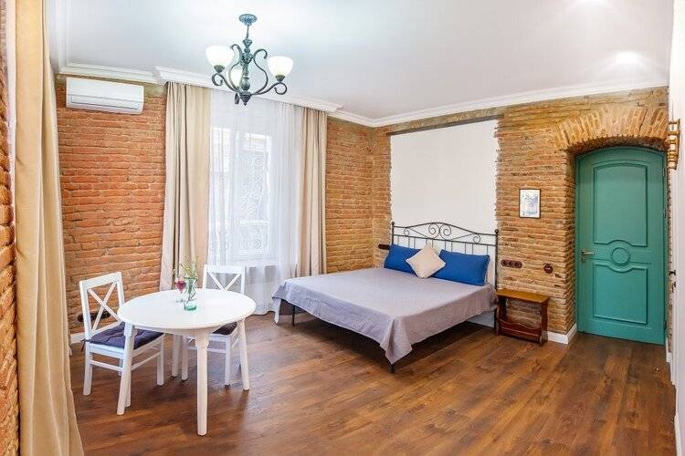 H&B Apartments Beridze I