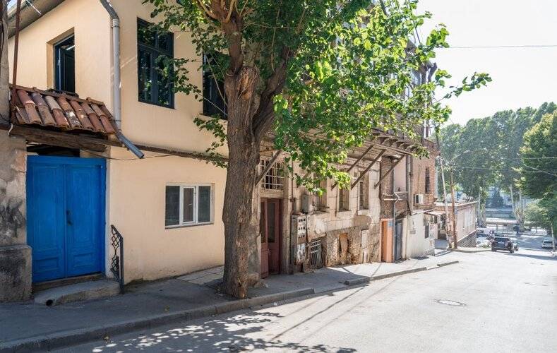 H&B Apartments Gamtsemlidze